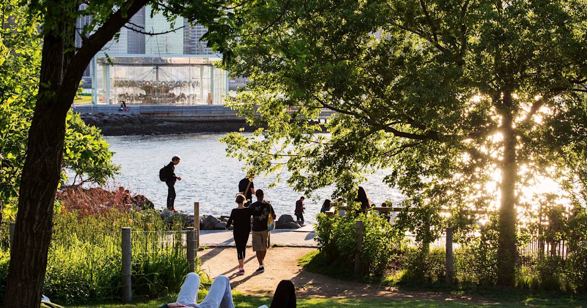 undefined | NYC Tourism Photo Galleries