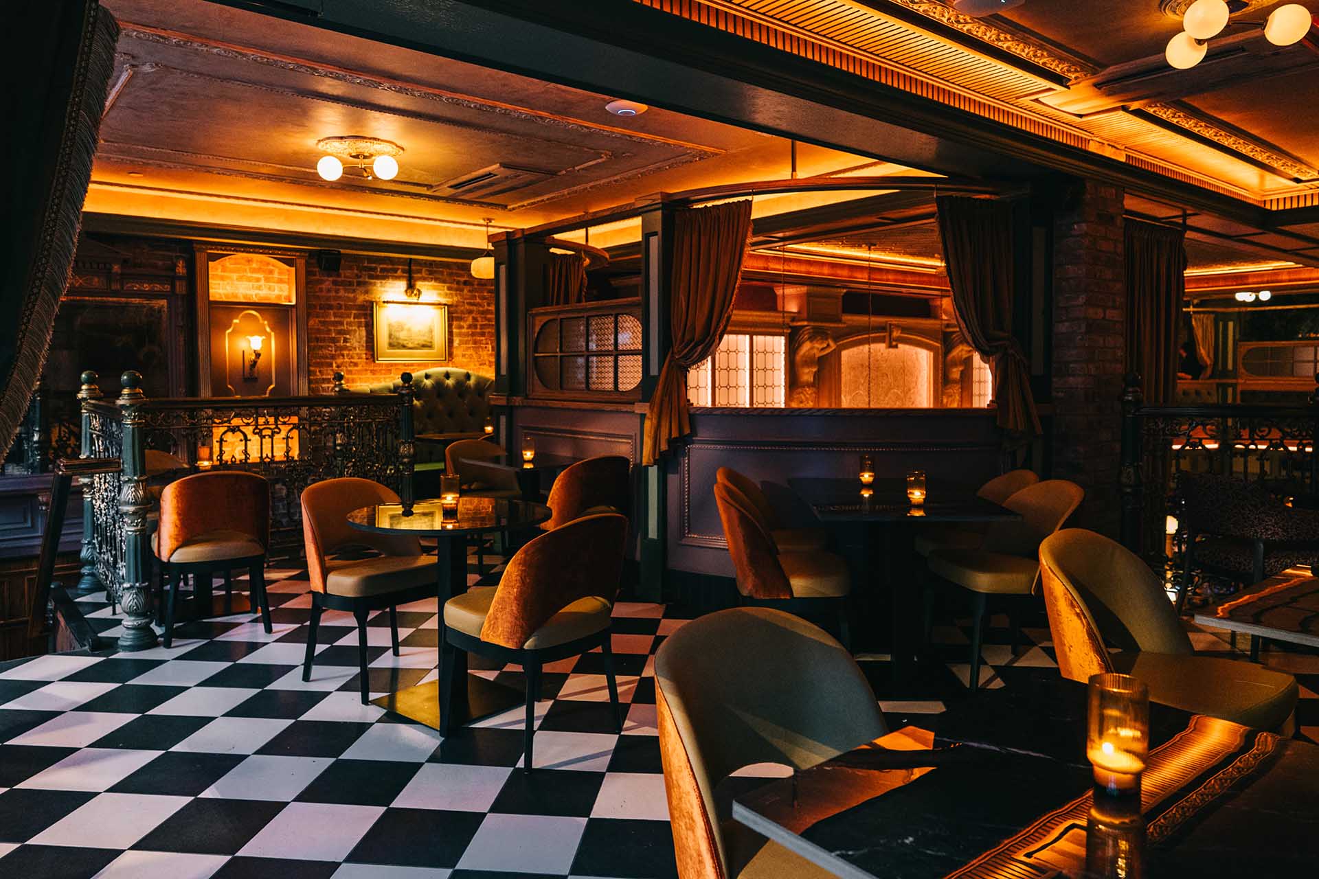 Bar-Lola-Manhattan-NYC-Photo-Alejandro-Ramos-2.jpg