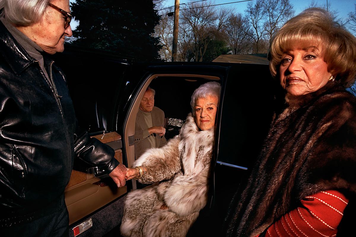 Gillian Laub, Grandpa helping Grandma out, 1999. Courtesy, Gillian Laub
