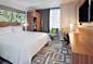 hiltongardeninn-centralparksouth-kingbedroom