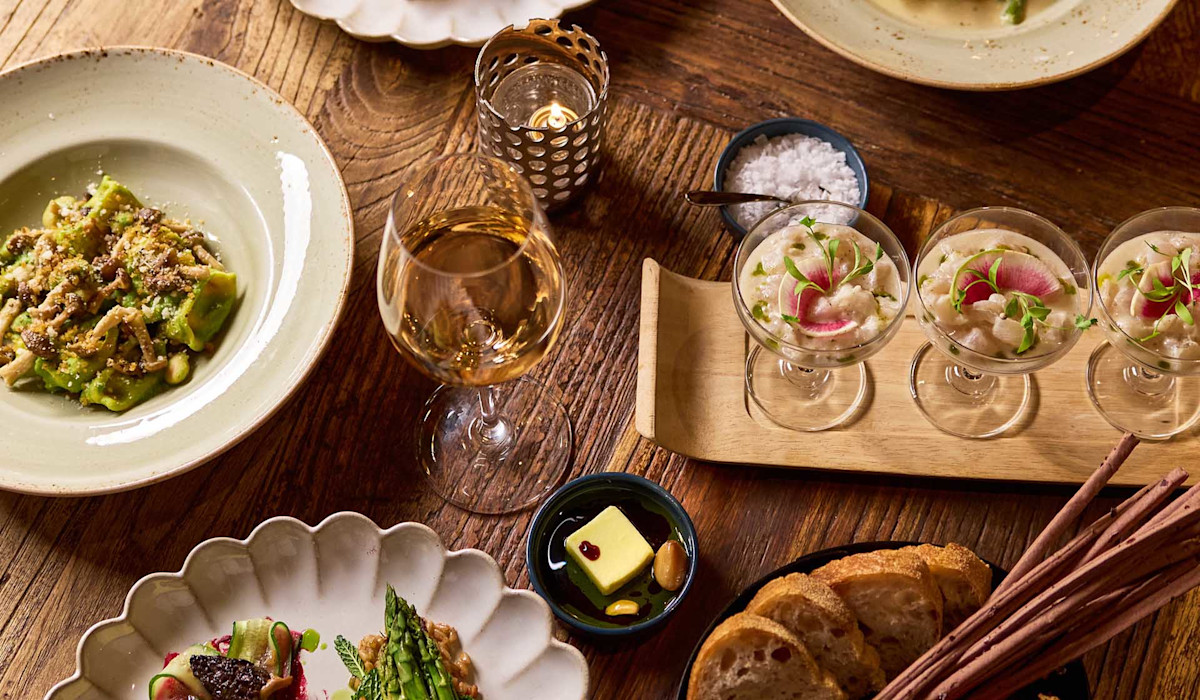 Dish or dining room at Blackbarn