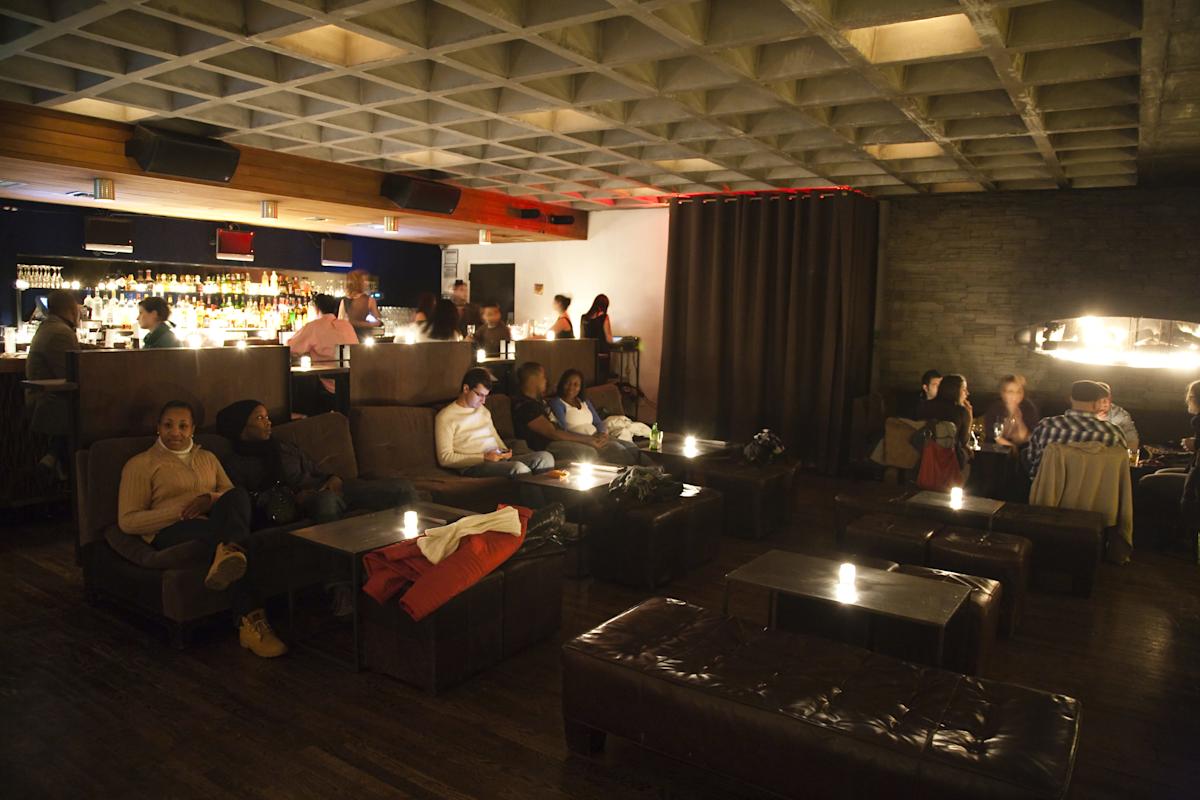 Union Square Lounge interior