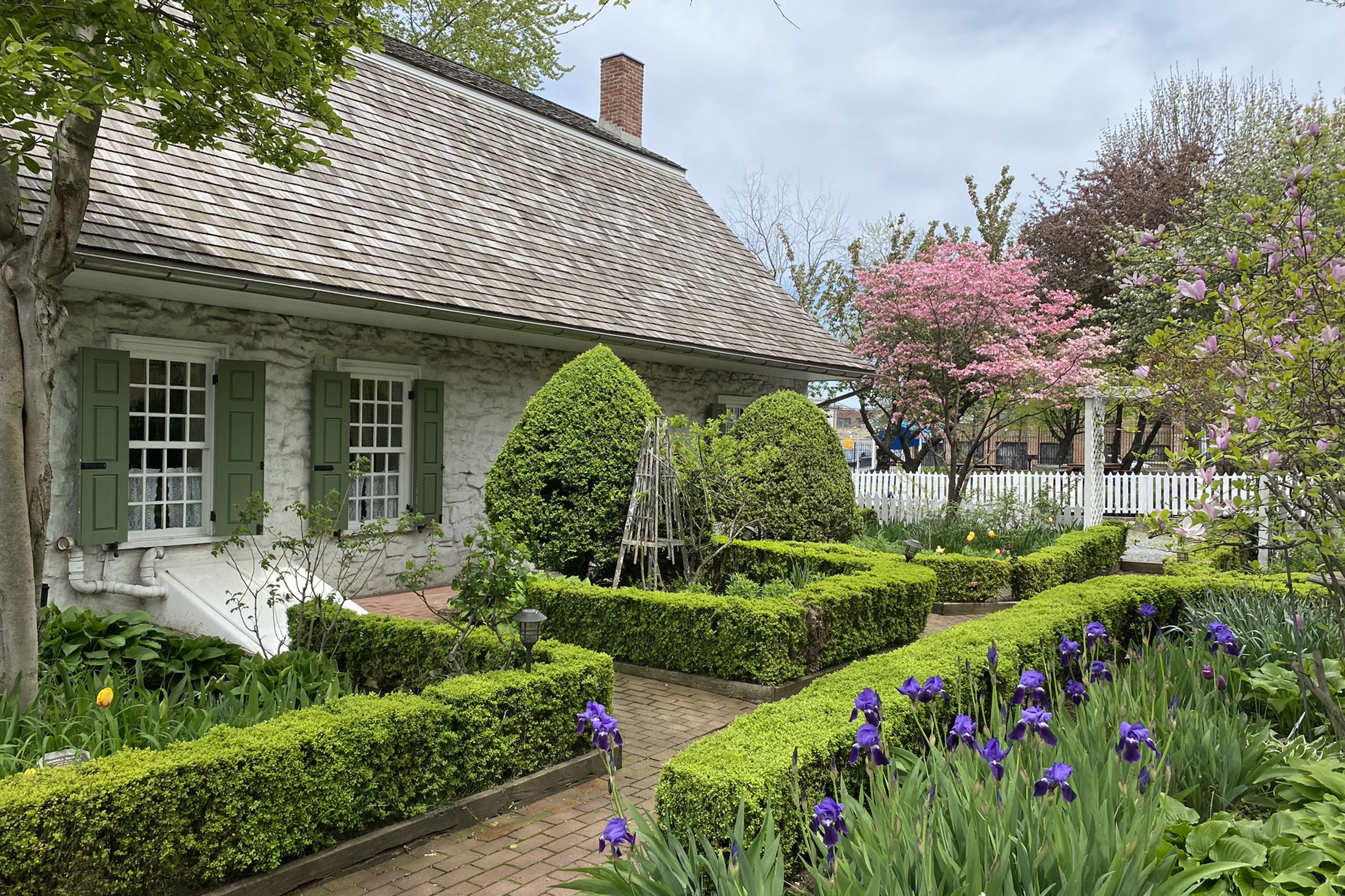 Explore NYC History Through Dutch Architecture | Read About The Latest ...