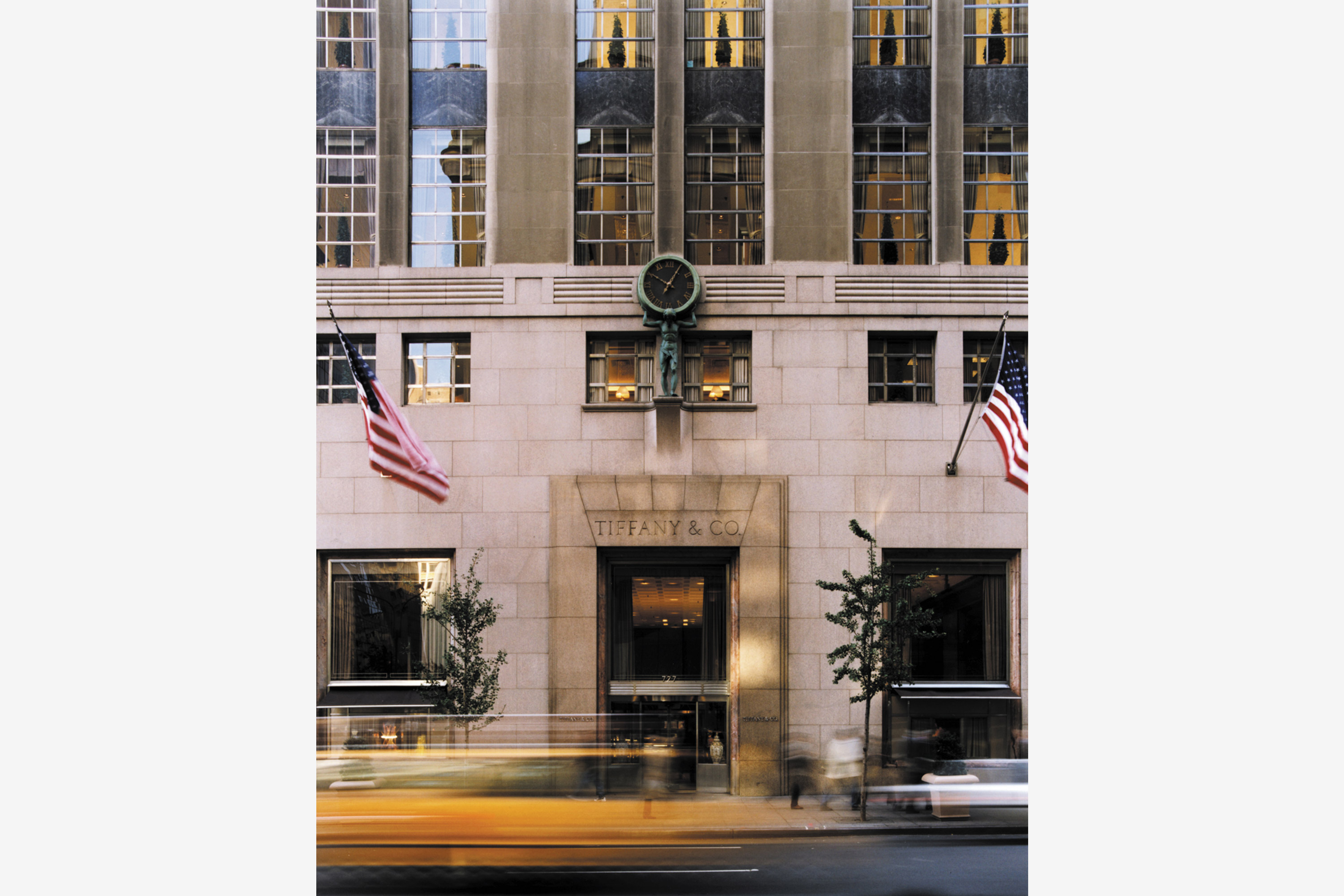 Saks Fifth Avenue Flagship Unveils New Handbag Emporium