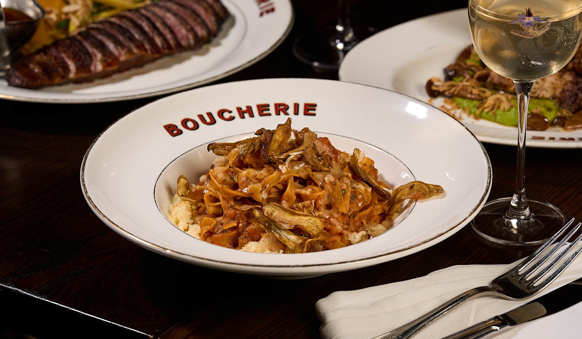 Dish or dining room at La Grande Boucherie