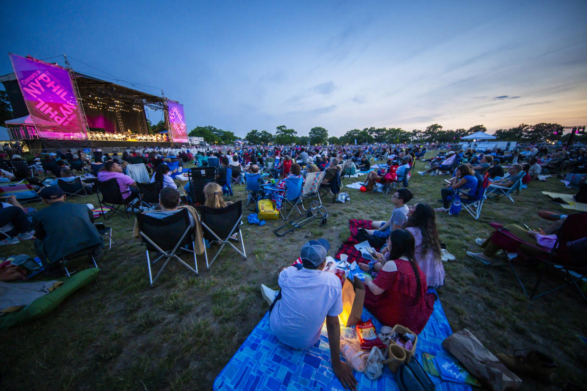 NY-Philharmonic-Concerts-in-the-Parks-Manhattan-NYC-Photo-Chris-Lee-3.jpg