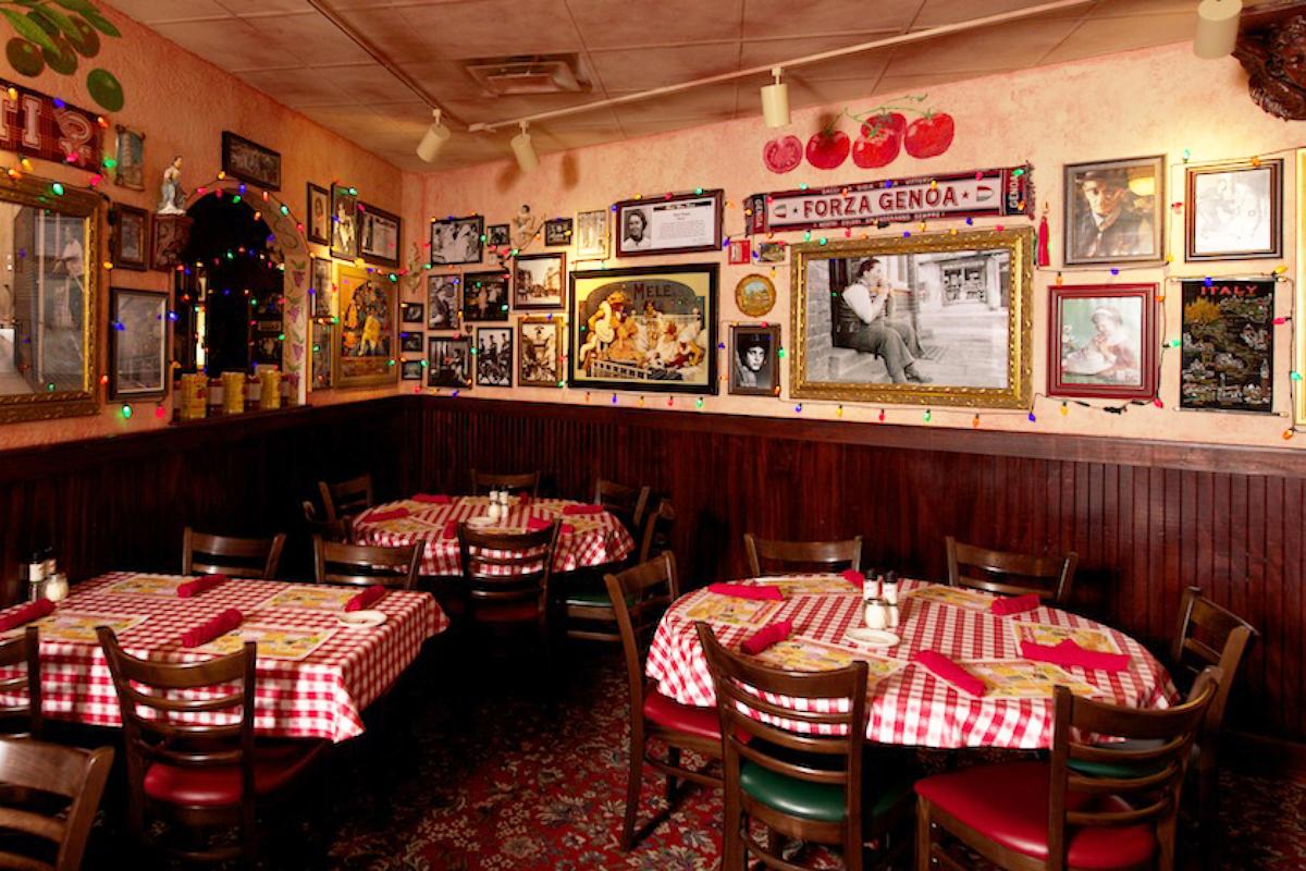 Buca di Beppo, interior, dining