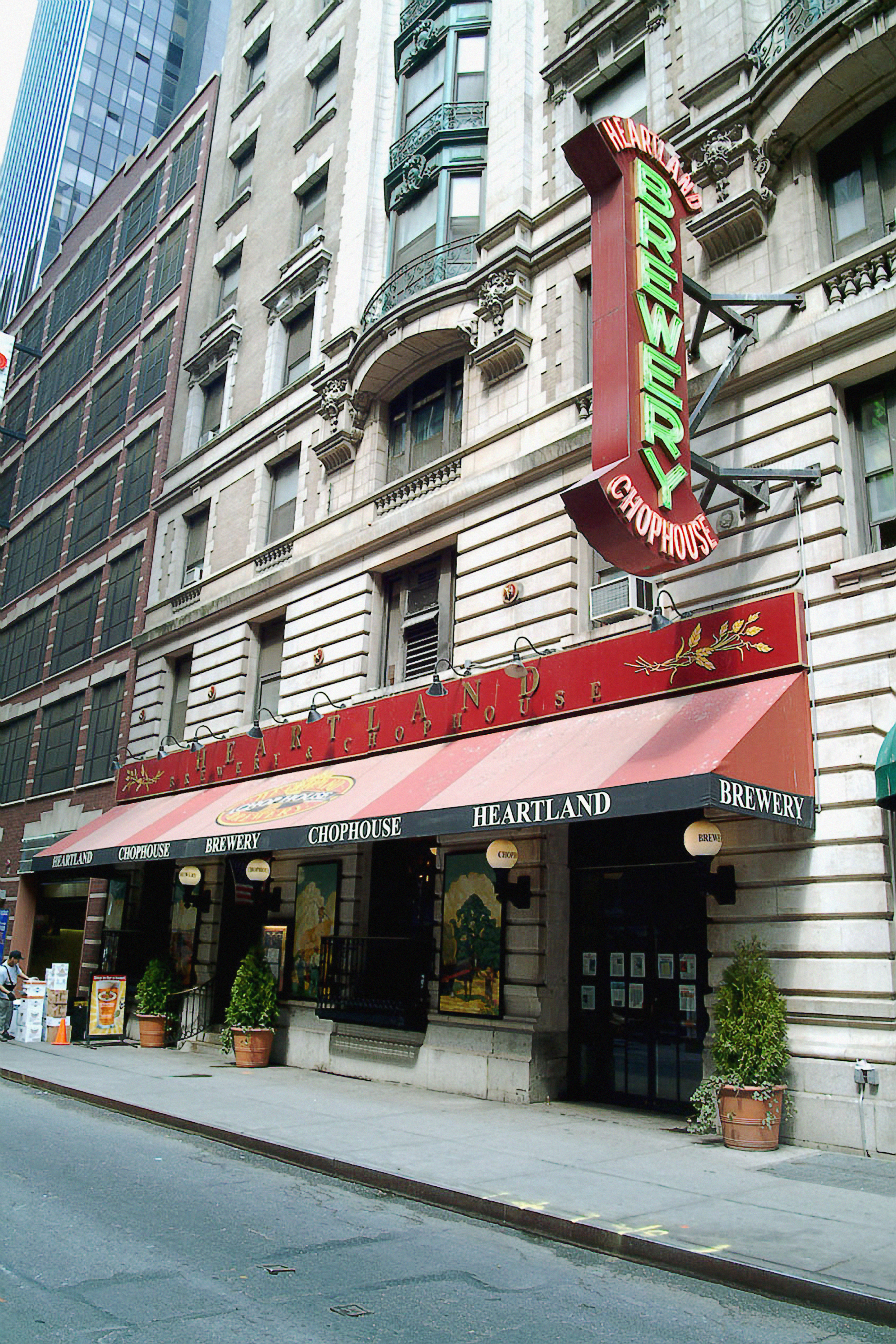 heartland-chophouse-exterior