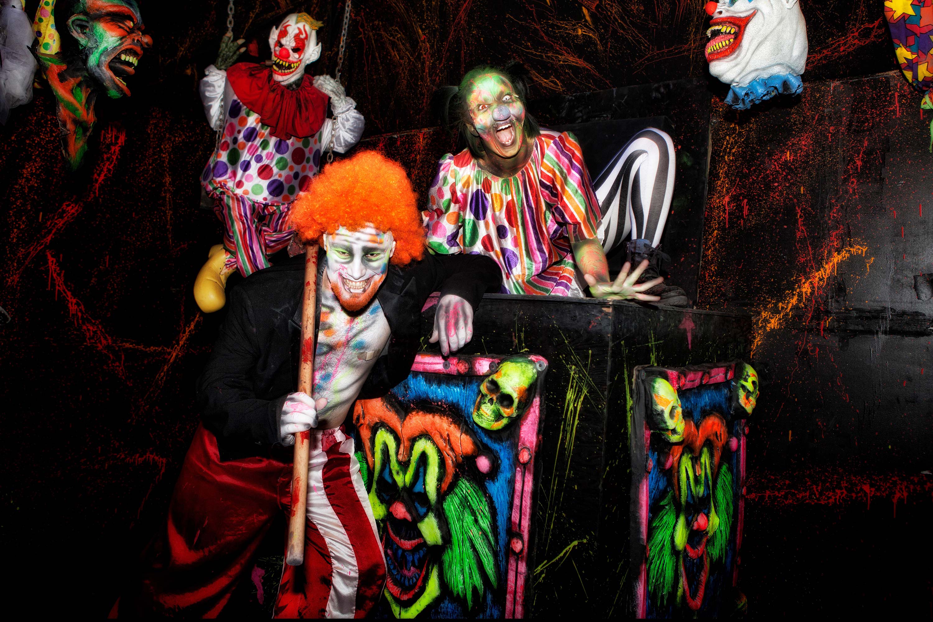 blood manor, clowns
