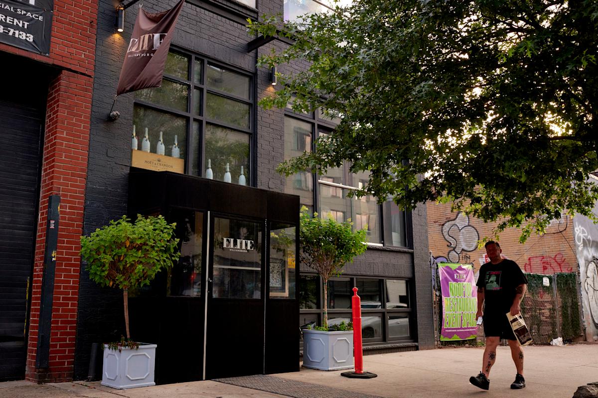 Exterior of Elite Williamsburg