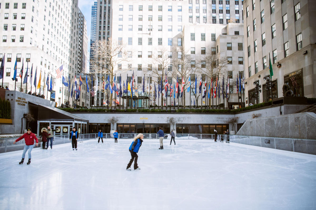 The-Rink-Rockefeller-Center-Manhattan-NYC-photo-Kat-Harris-02.jpg