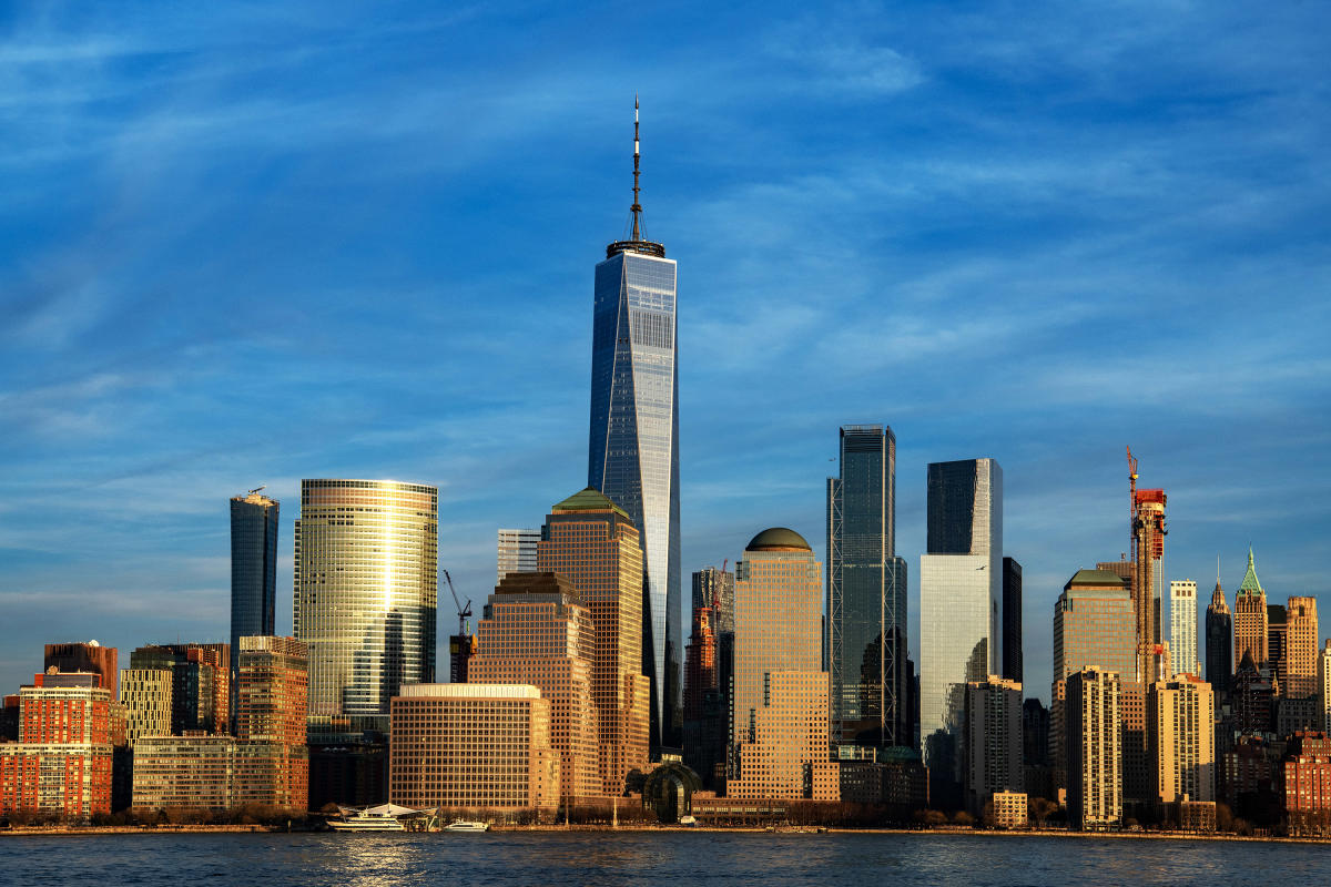 One World Trade Center, NYC Skyline Views from Downtown Manhattan