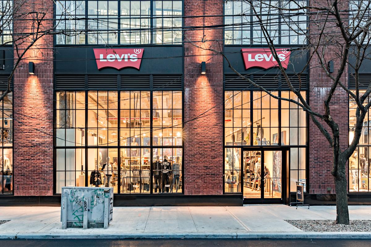 Levi's staten deals island