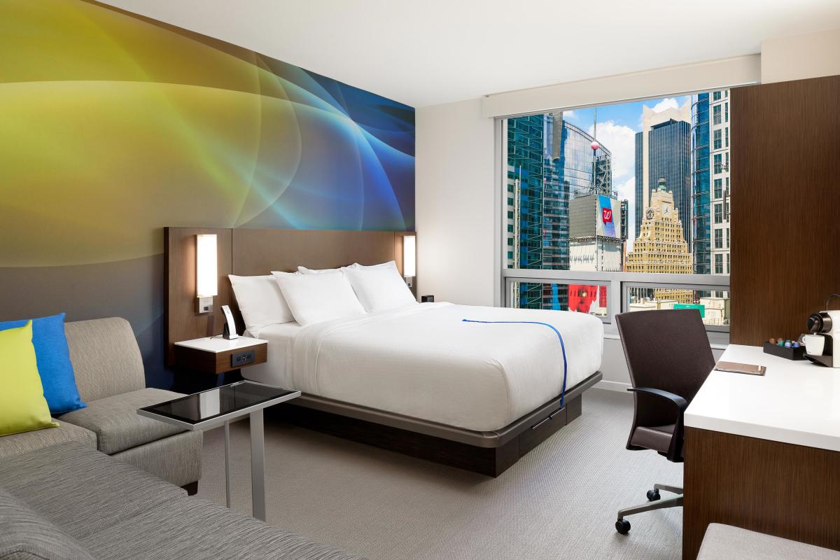 luma-hotel-times-square-manhattan-nyc-skyline--new_c49261ac-5bc4-4f78-9352778225ea29a5_a2d16d3b-4804-4f77-90858b16d8a079b2