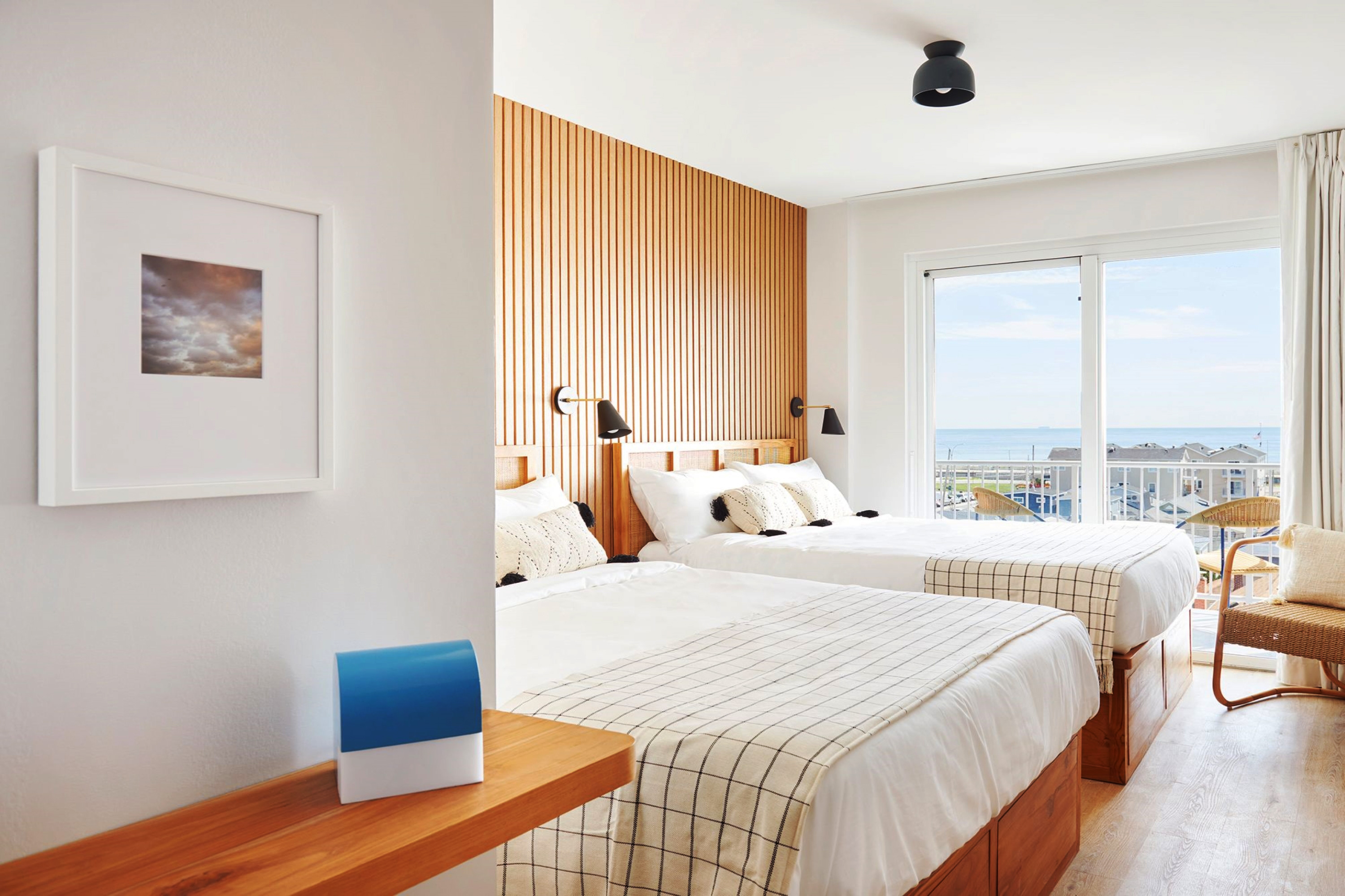 all-in-nyc_rockaway_hotel