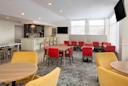 Lounge at Hilton Garden Inn Queens/JFK Airport