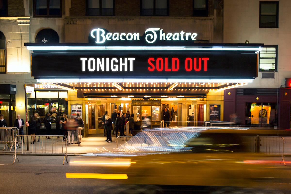 Beacon Theatre, marquee