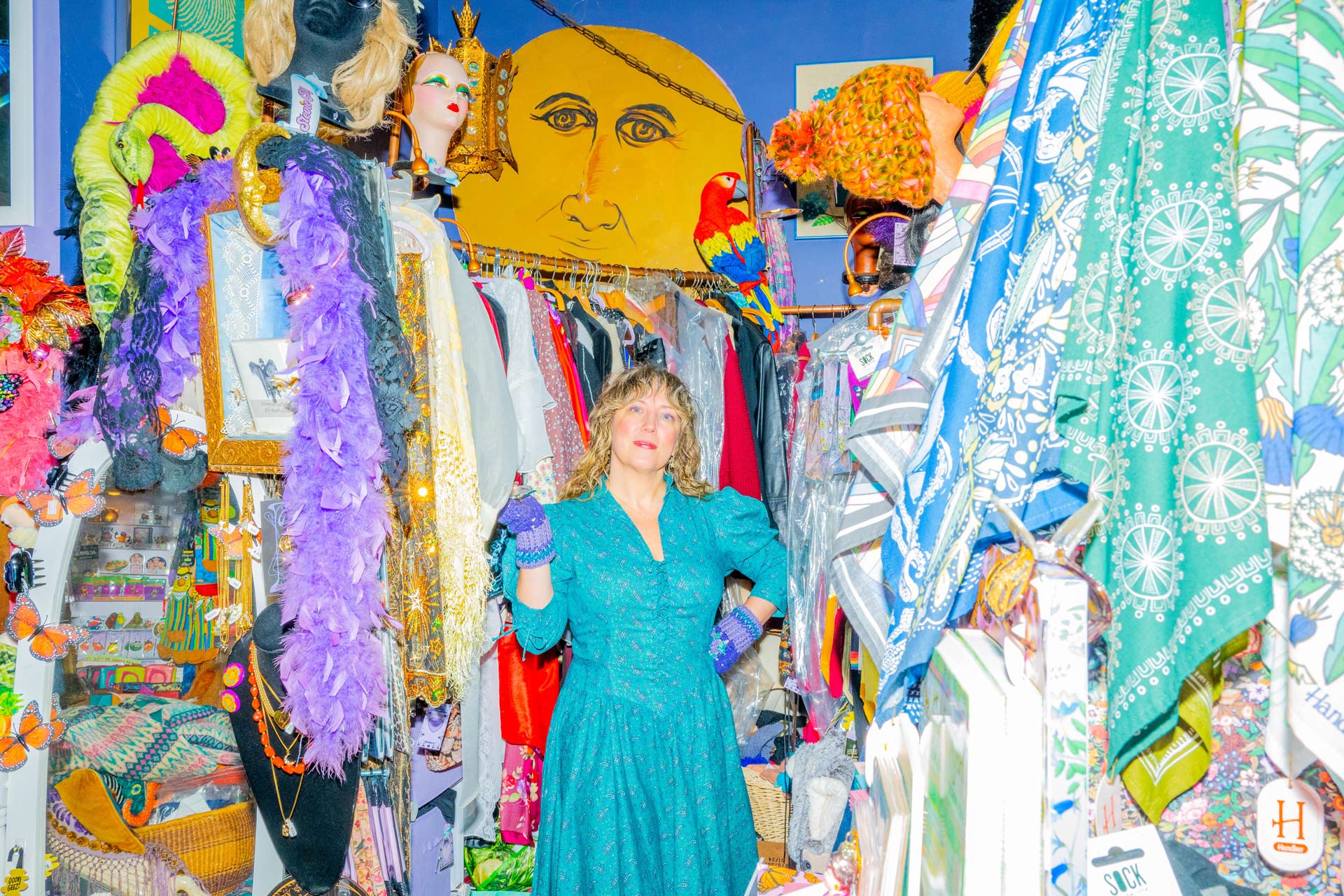 Bliss Vintage, Sunnyside Queens – Shop This Local Gem | NYC Tourism