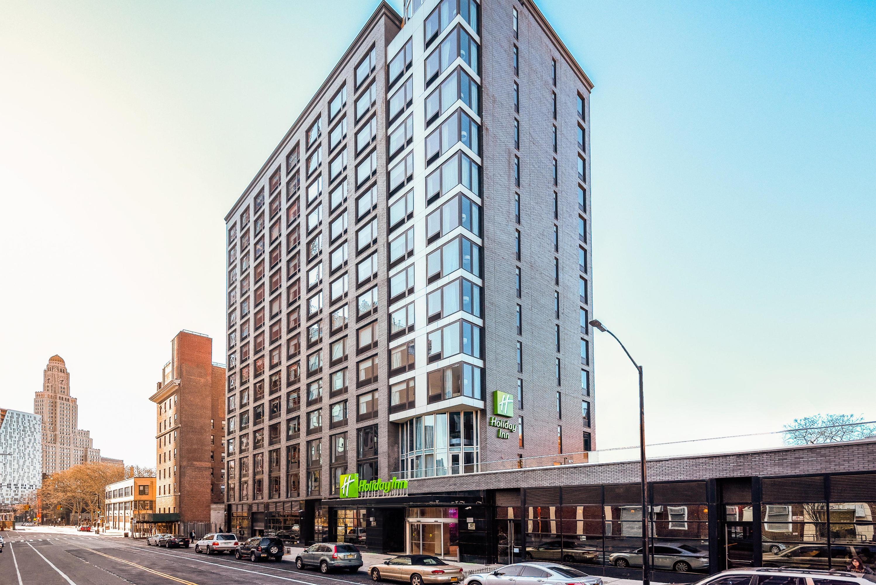 holiday_inn_brooklyn_downtown_-_exterior_7c371e1b-5056-a36f-236a0eaf7505dd60