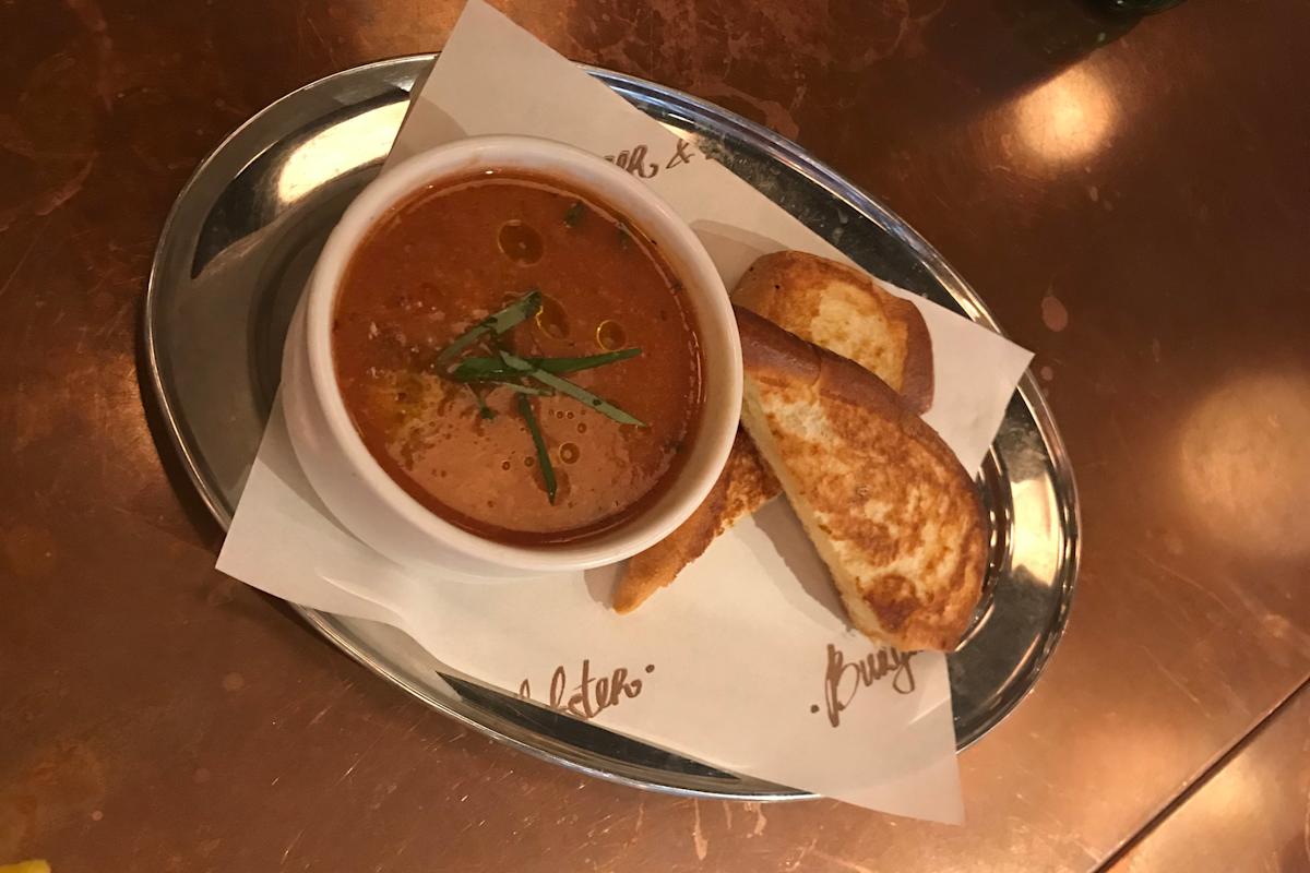 Burger & Lobster—Bryant Park NYC Tourism