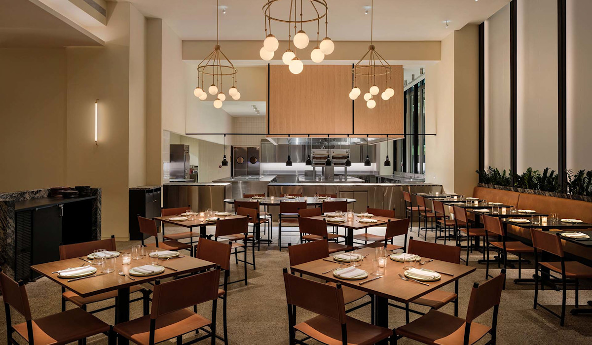 Dish or dining room at Crown Shy