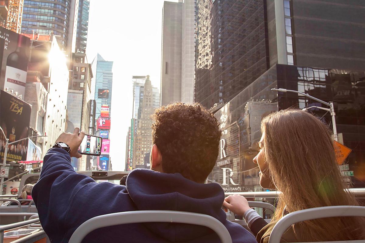 People on Top View Sightseeing Tours Bus, Times Square, NYC