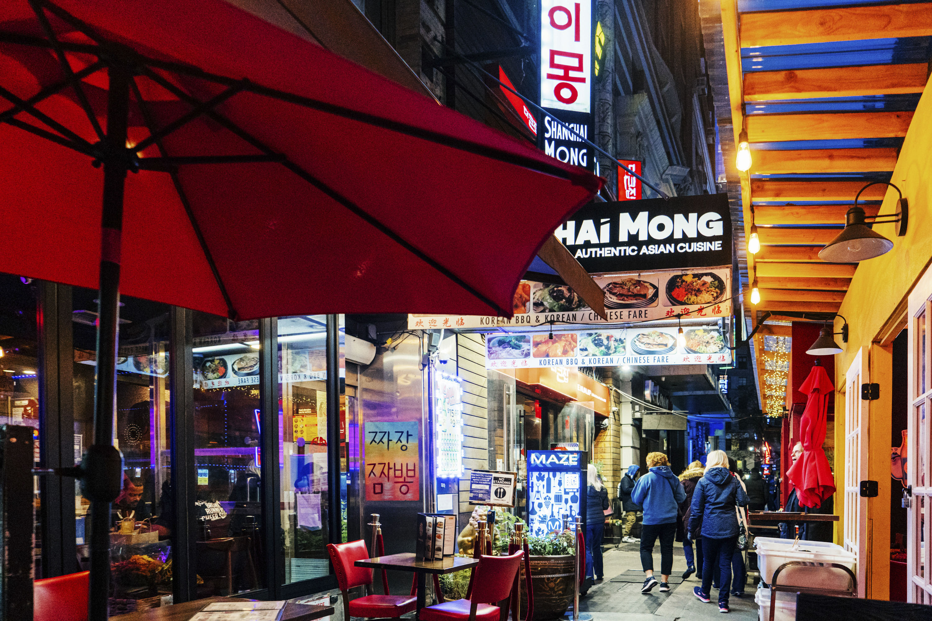 ONEQ オネキュー (China town cabaret) ONEQ オネキュー (China town cabaret) ONEQ オネキュー (China