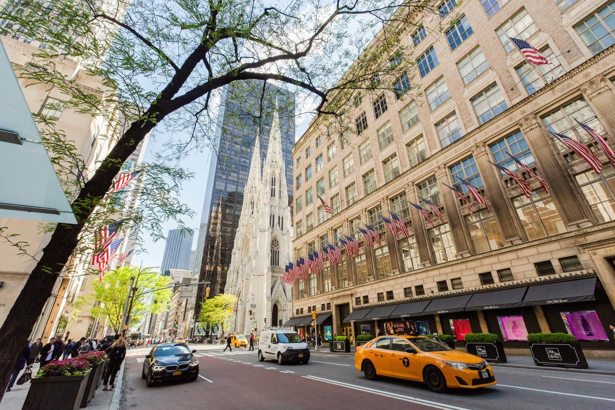 Fifth Avenue Association: New York City Business Improvement District,  Midtown