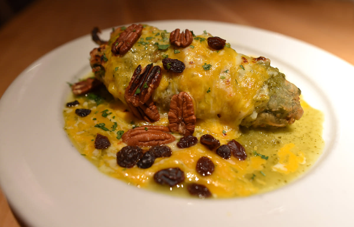 javelina_chile_relleno_lo