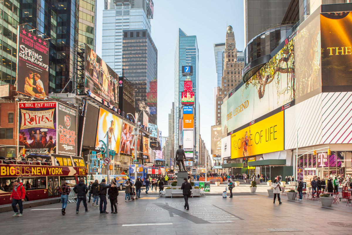 Times Square in Manhattan - Tours and Activities