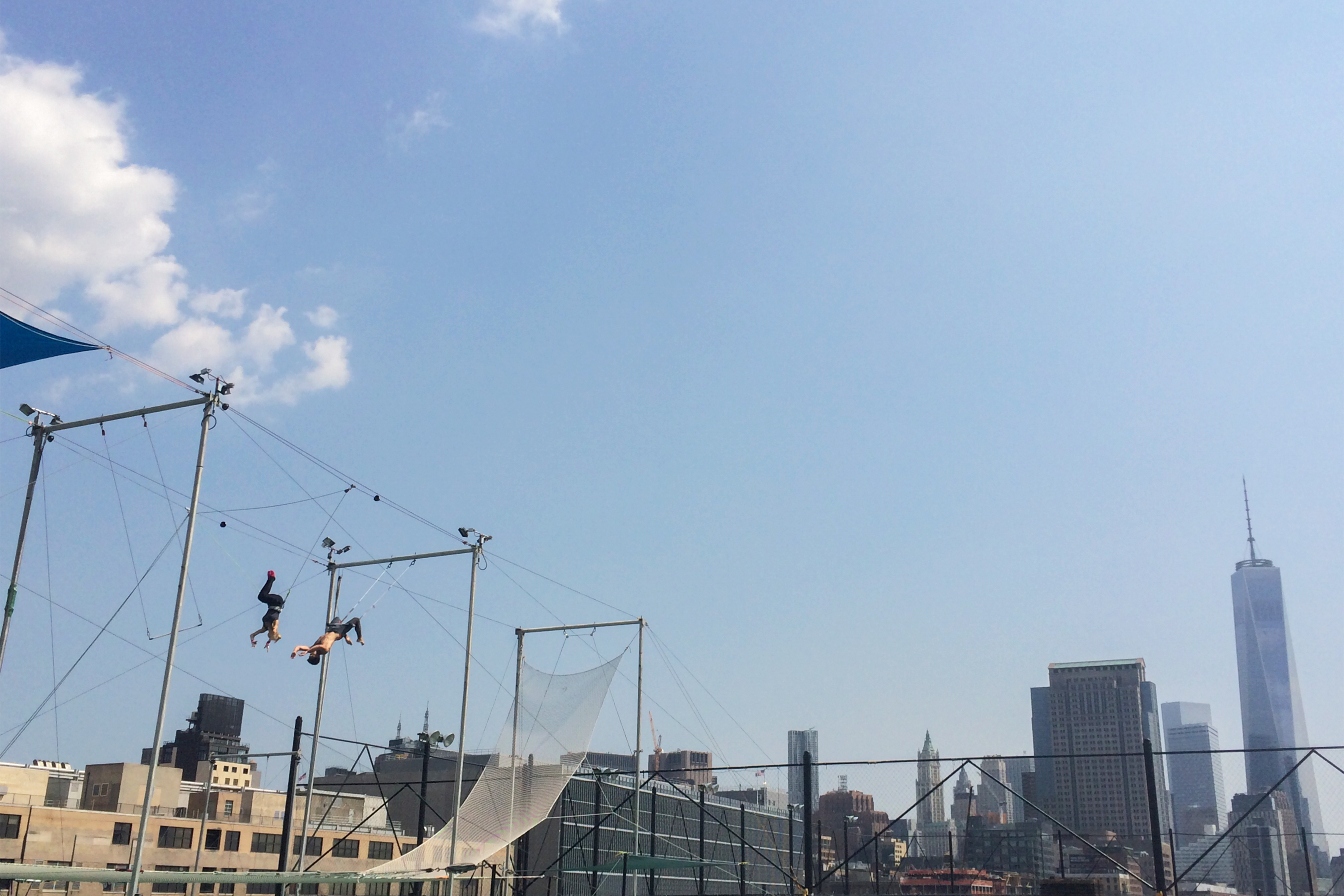 trapezeschool-manhattan-nyc-pier-40-wide-shot