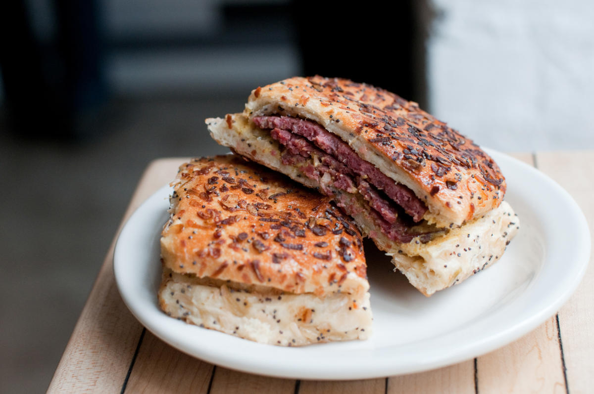 mile_end_3-smoked_meat_sandwich