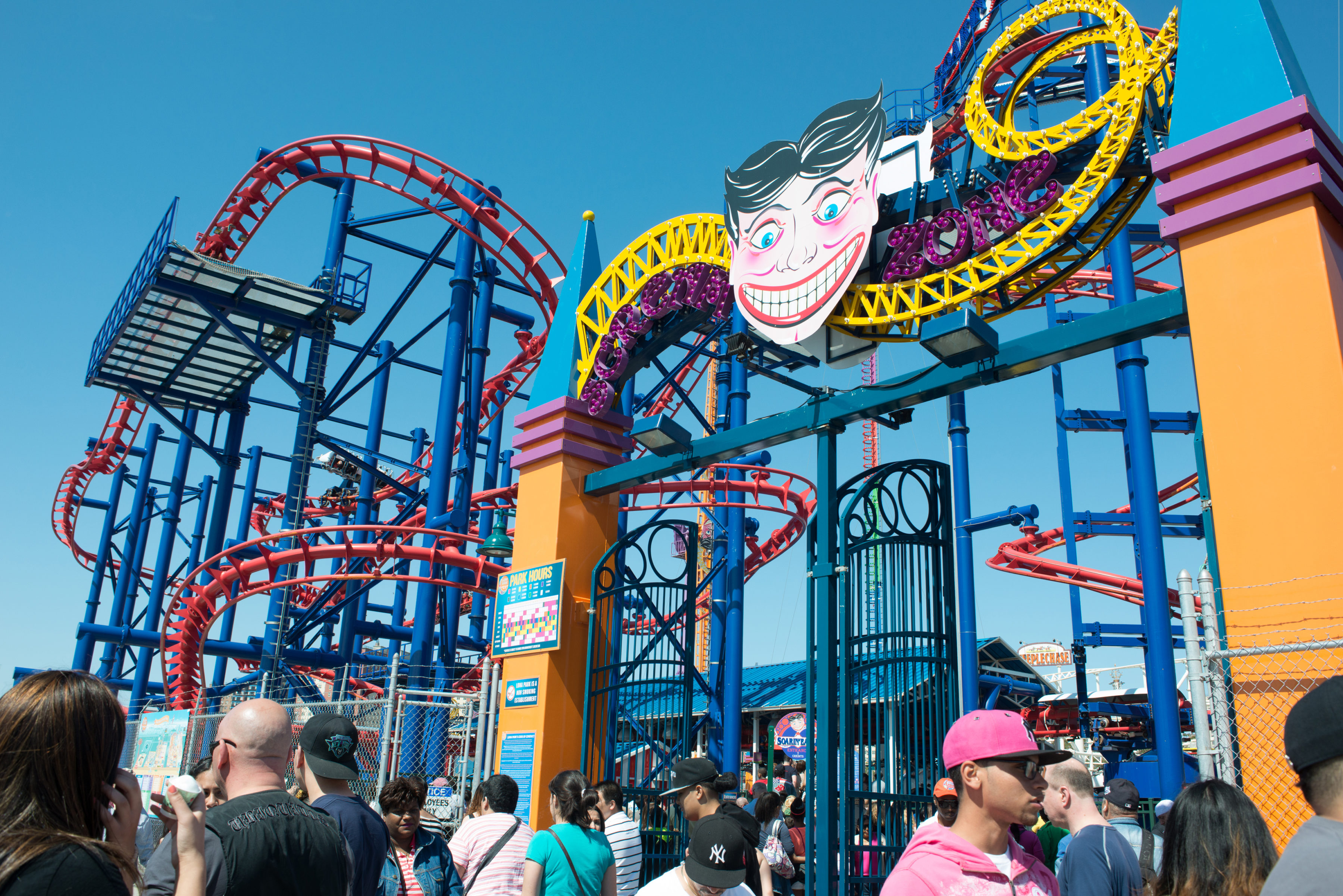 coneyisland_julienneschaer_coneyisland-592