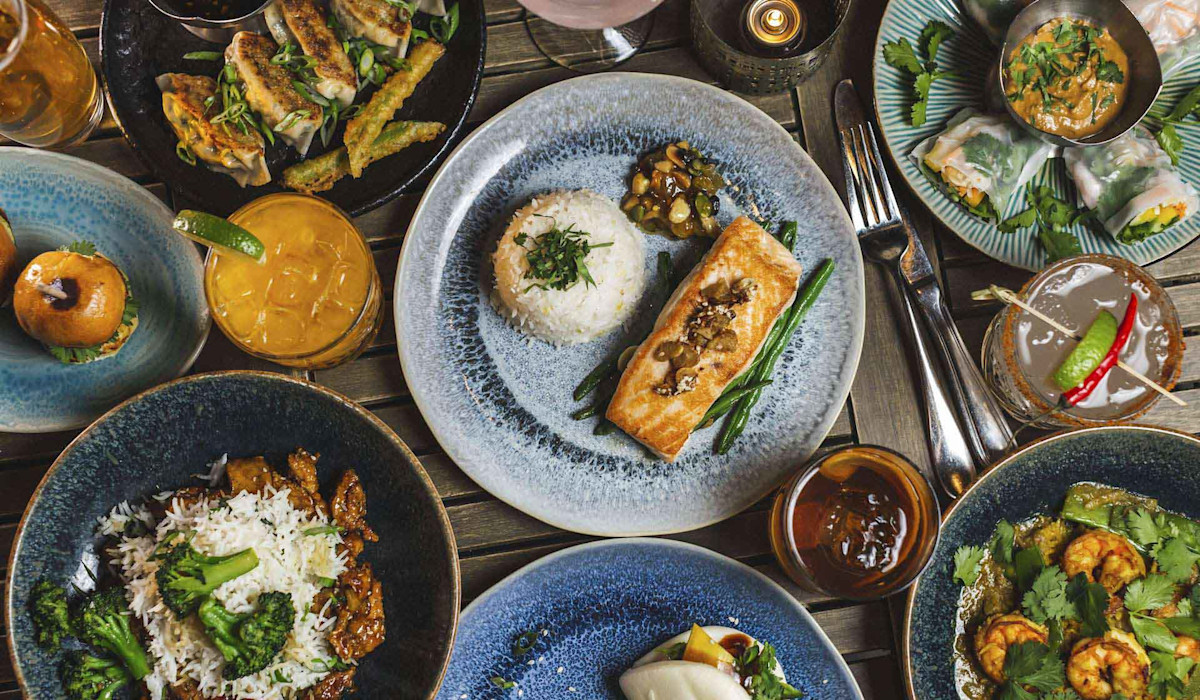 Dish or dining room at Bixi