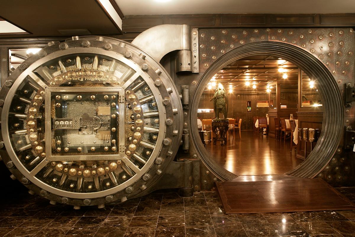 vault-dining-room-door