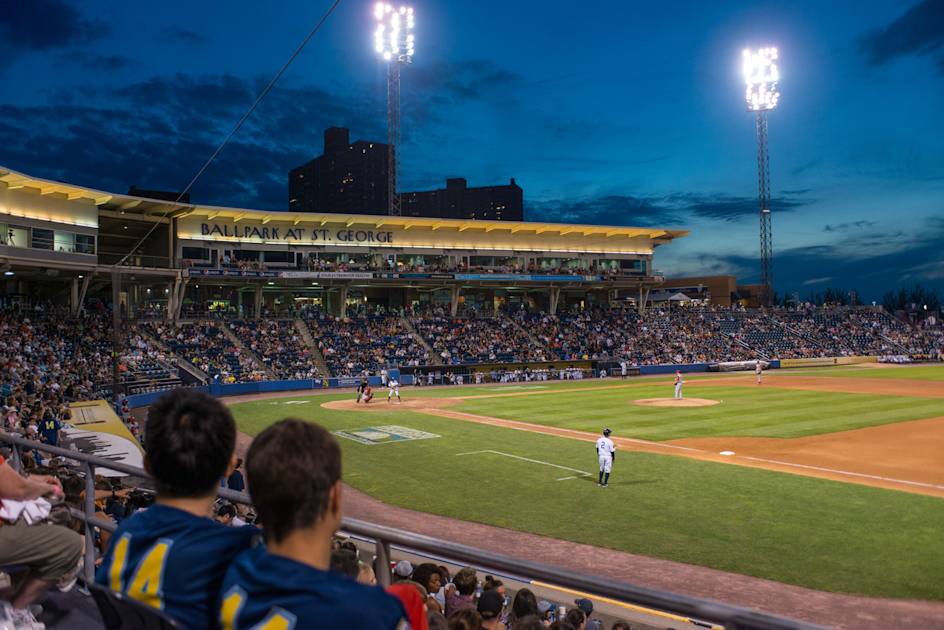 A Uniformed History of the Staten Island Yankees - Pinstriped