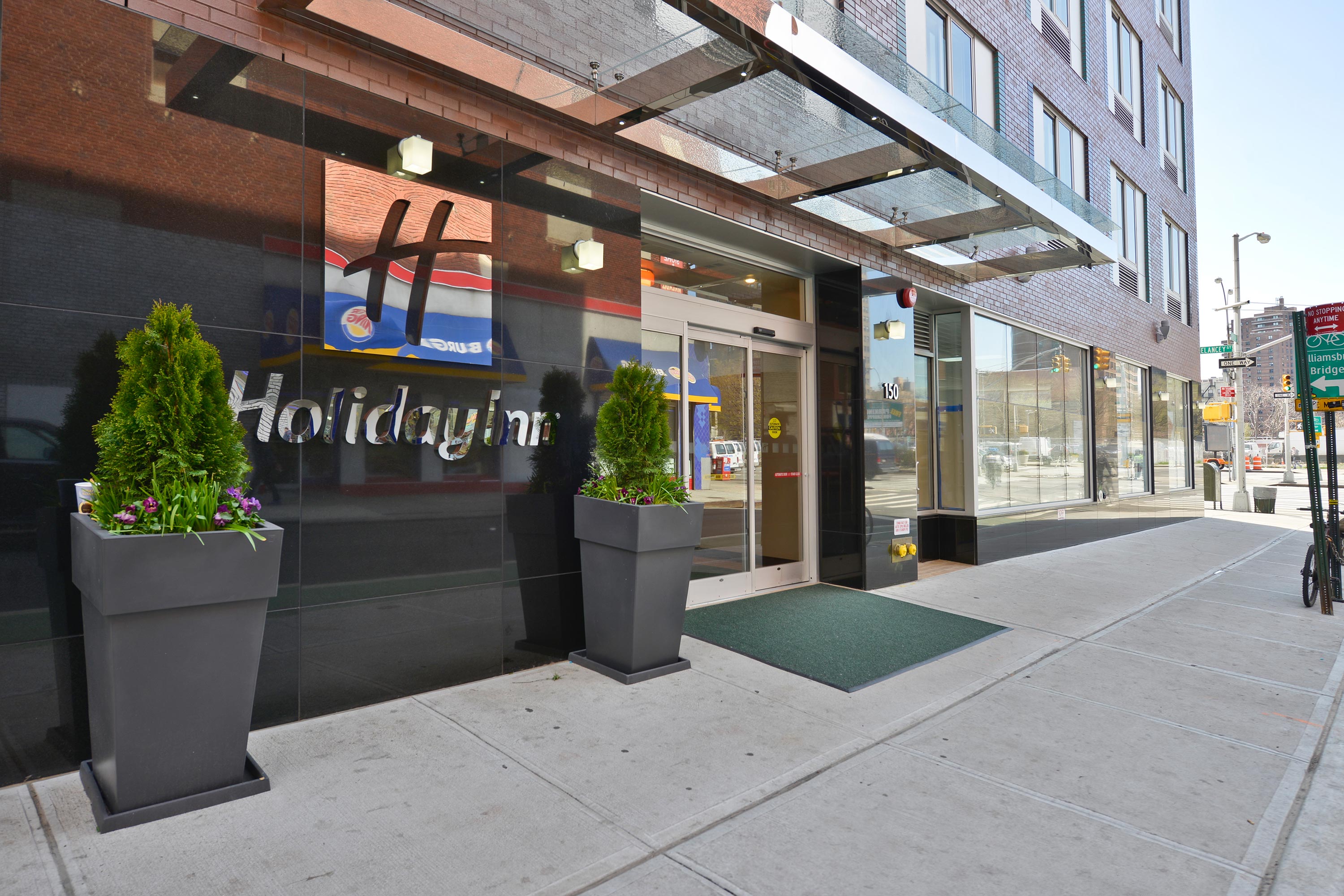 holiday-inn-lower-east-side-manhattan-nyc-fuse-media-3