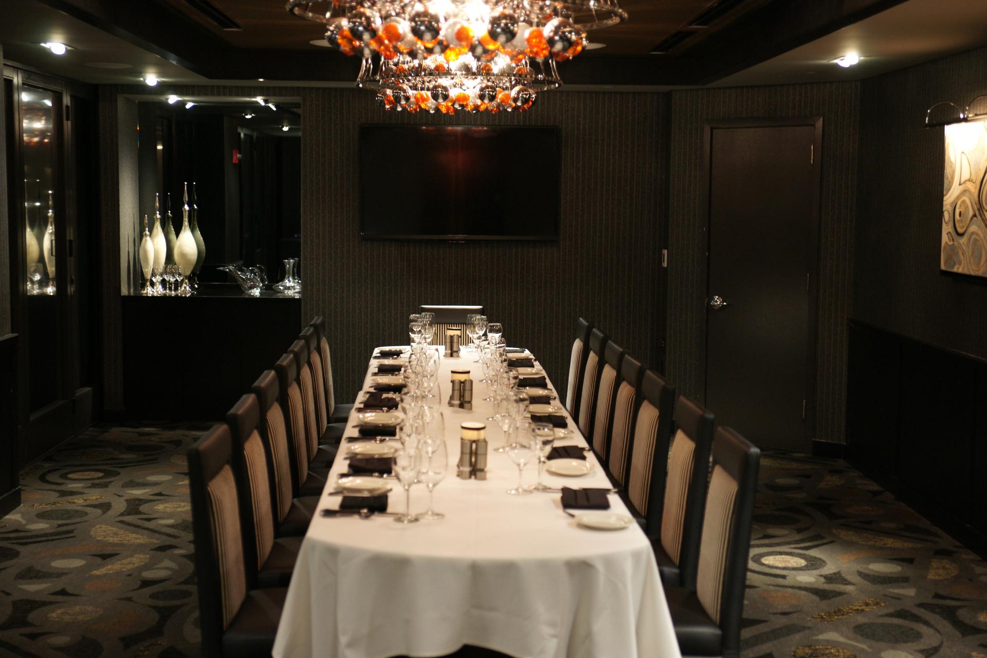 mortons-wtc-boardroomb.jpg