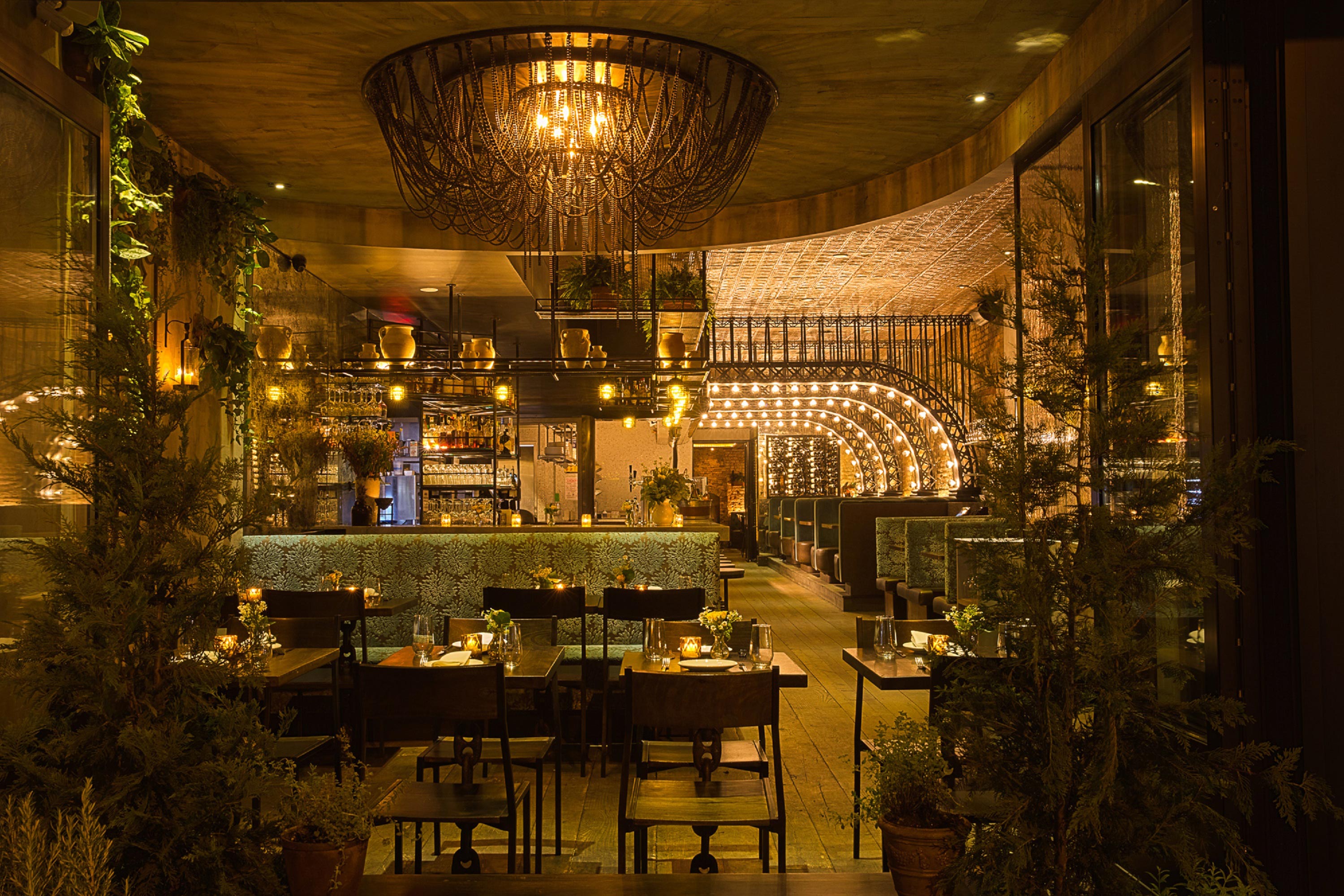 merakia-flatiron-manhattan-nyc-whole-restaurant