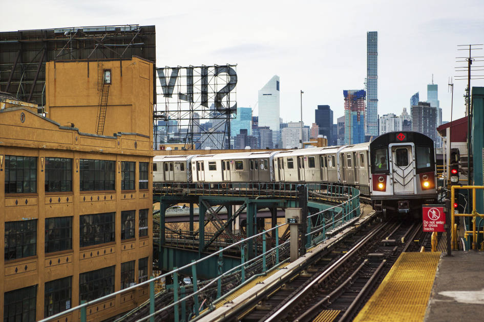 14 Things New Yorkers Need for the Daily Commute