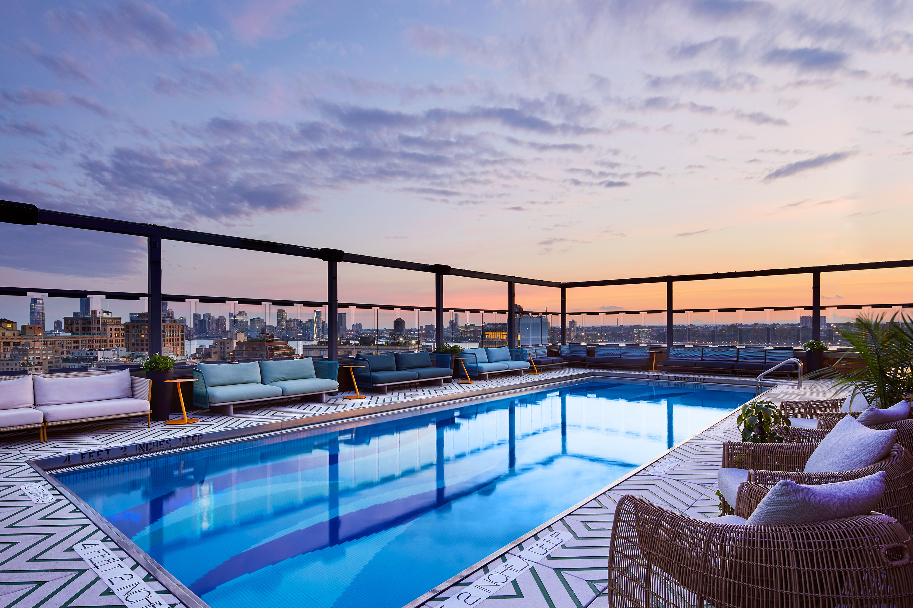 gansevoort-meatpacking-hotel-pool-manhattan-nyc-photo-david_mitchell