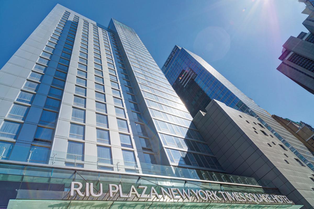 riu_plaza_ny_exterior_20160523