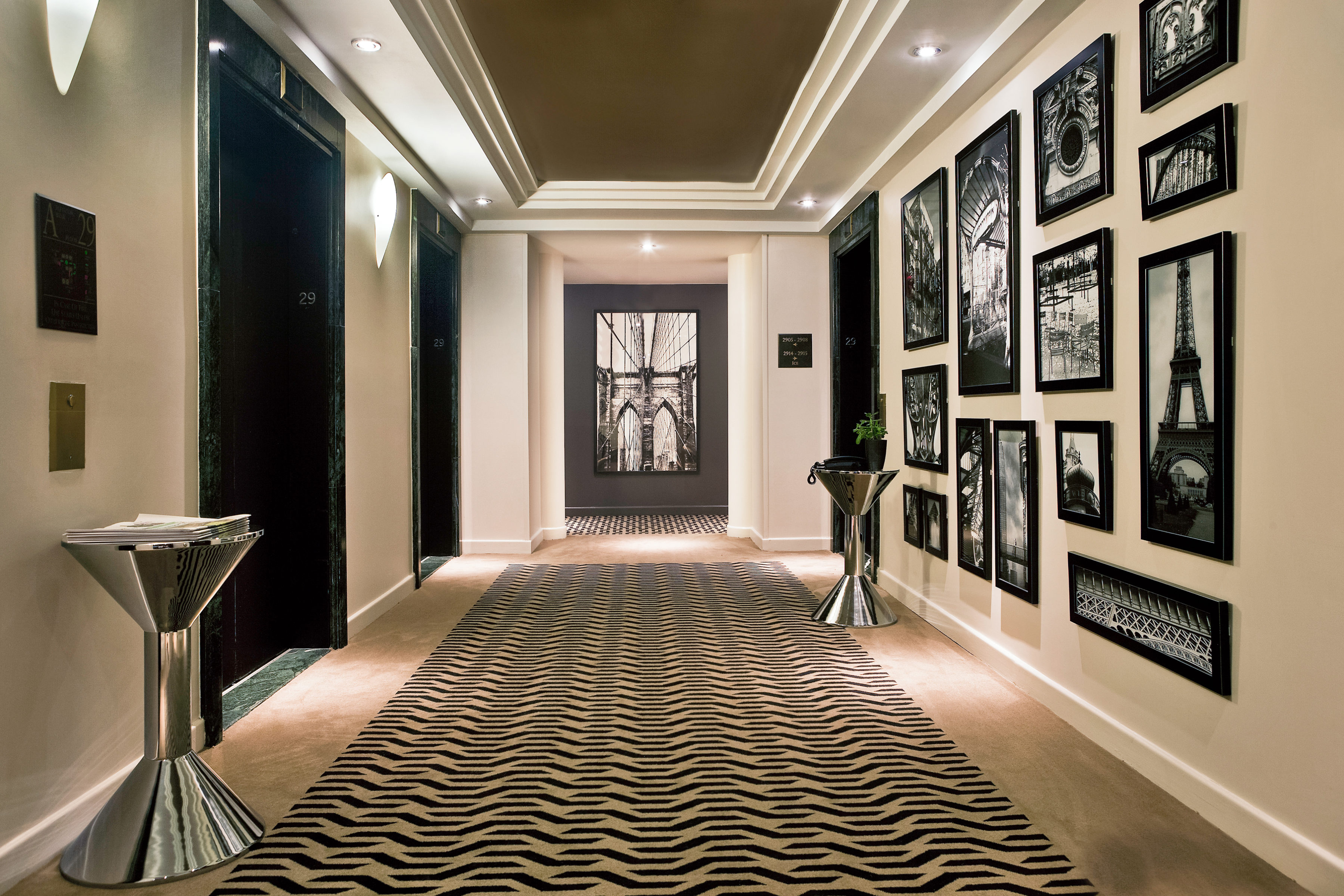 sofitel_elevatorcorridor_williamhuber