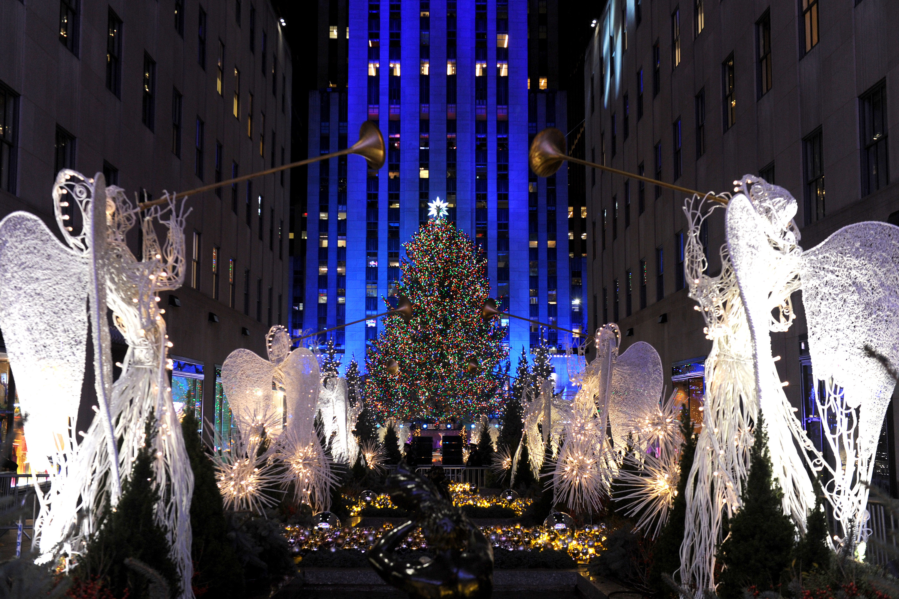 Rockefeller Center Christmas Tree, at night,  in Manhattan
