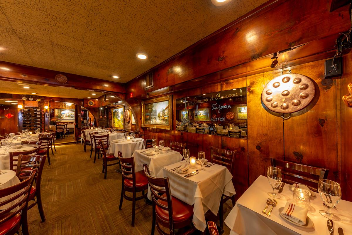 Le Rivage Restaurant | Restaurants | NYC Tourism