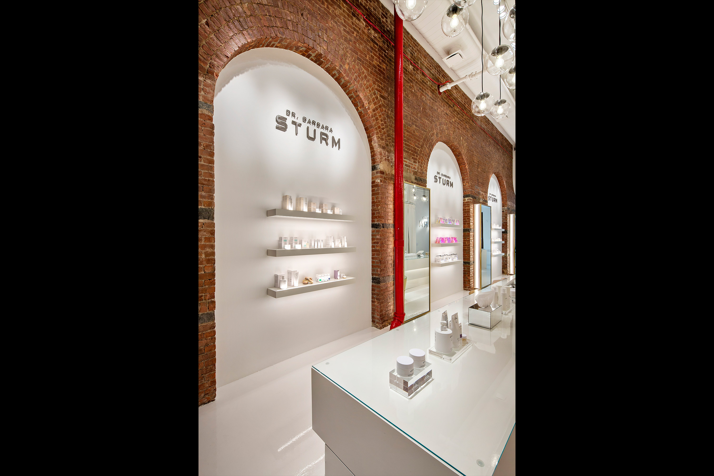 dr-barbara-sturm-boutique-spa-soho-manhattan-nyc-huxhux_sturm_shot5