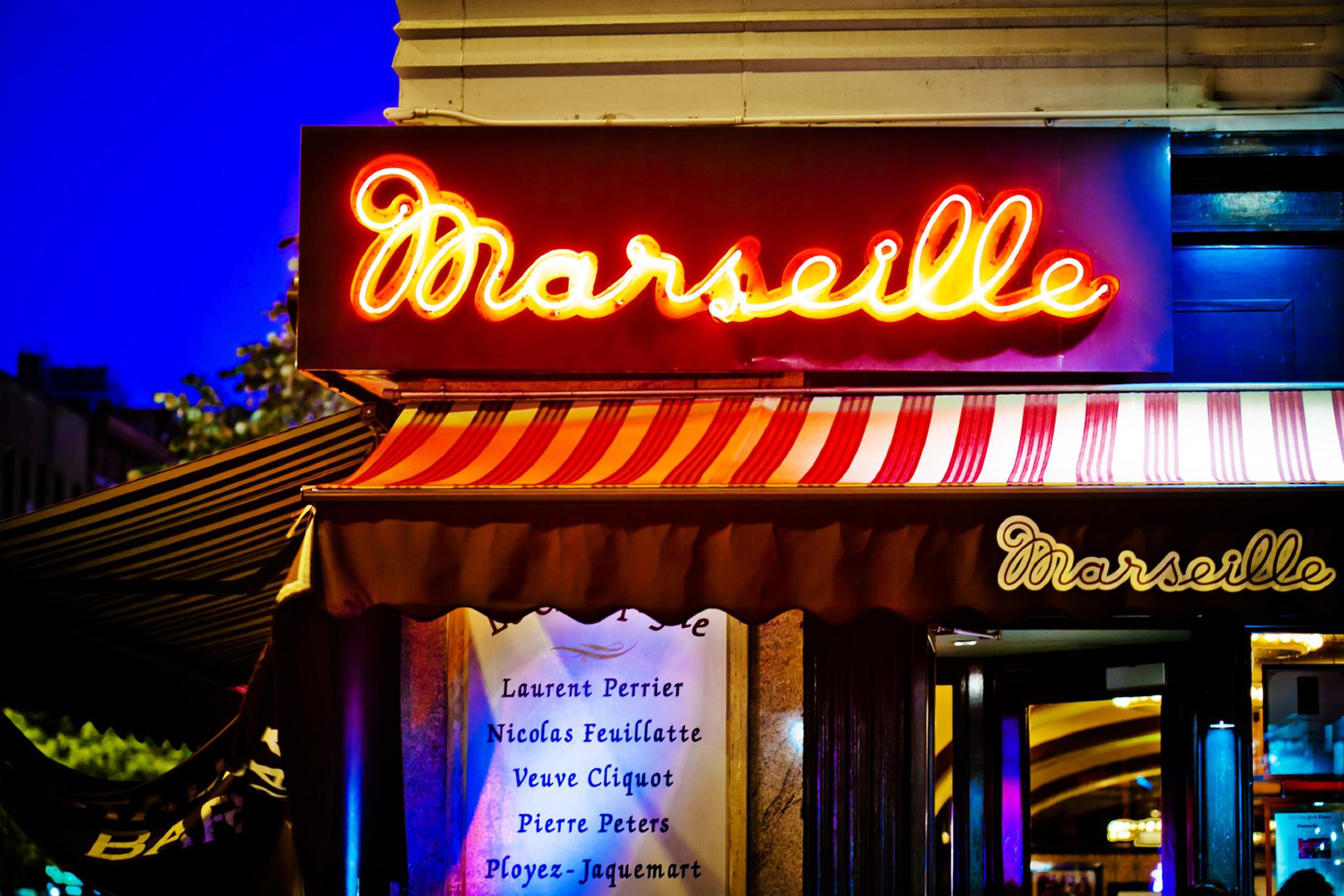 rw-to-go_marseille_df9f902d-5056-a36f-23c7b2d756283f43-df9f8e215056a36_df9f9088-5056-a36f-2364a317d4a24e17.jpg