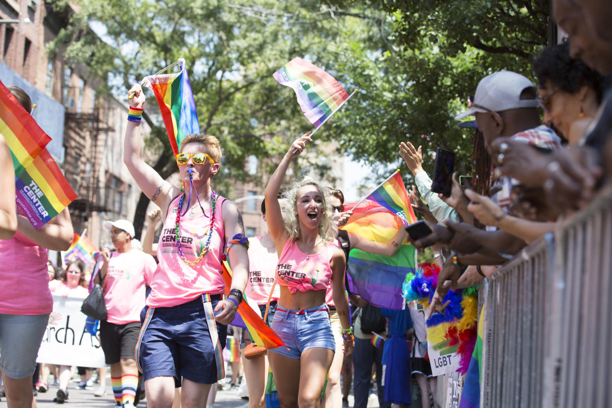 pride-parade_walter-wlodarcyzk_202-2