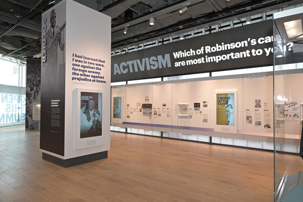 Jackie-Robinson-Museum-Main-Gallery-Manhattan-NYC-courtesy.jpg