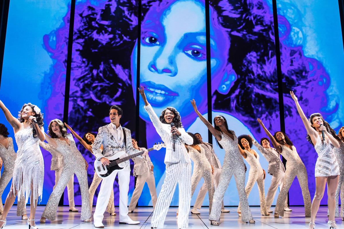 summer-the-donna-summer-musical-broadway-manhattan-nyc-matthew-murphy-sum_p374_bwayweek-photos_3000x2000